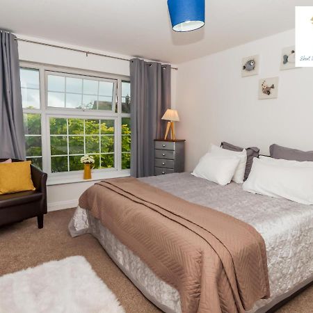 2 Bed Apartment-5 Guests - Business-Relocation-Parking - The Brighton Short Stay & Serviced Apartments Exterior foto