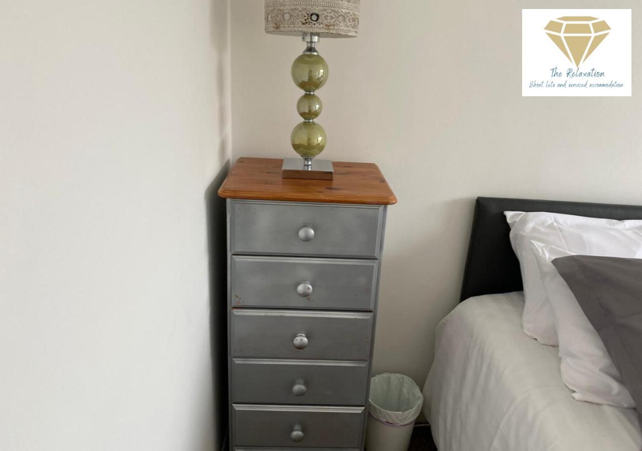 2 Bed Apartment-5 Guests - Business-Relocation-Parking - The Brighton Short Stay & Serviced Apartments Exterior foto