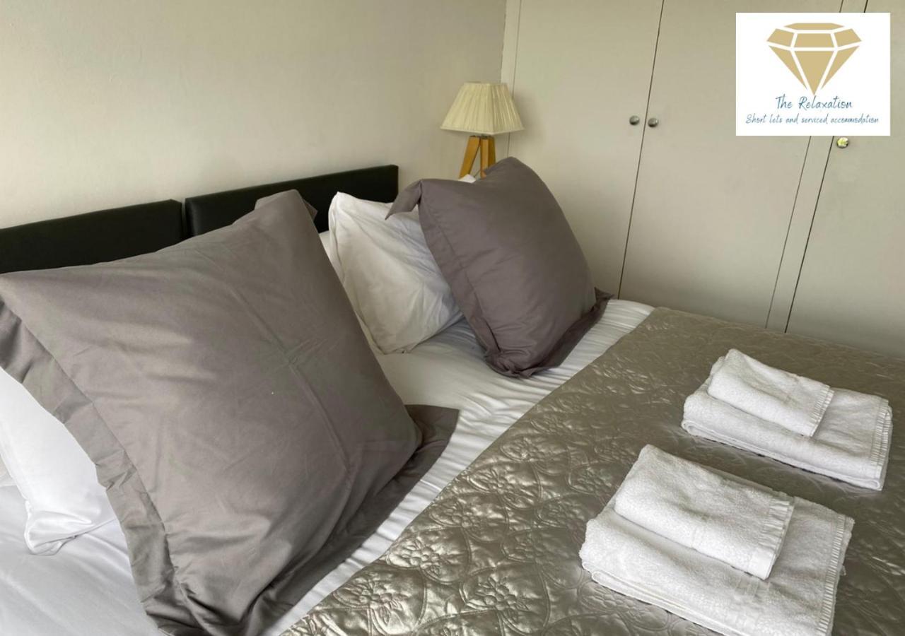 2 Bed Apartment-5 Guests - Business-Relocation-Parking - The Brighton Short Stay & Serviced Apartments Exterior foto