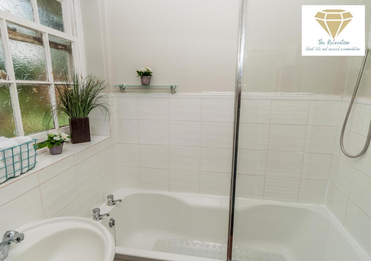 2 Bed Apartment-5 Guests - Business-Relocation-Parking - The Brighton Short Stay & Serviced Apartments Exterior foto