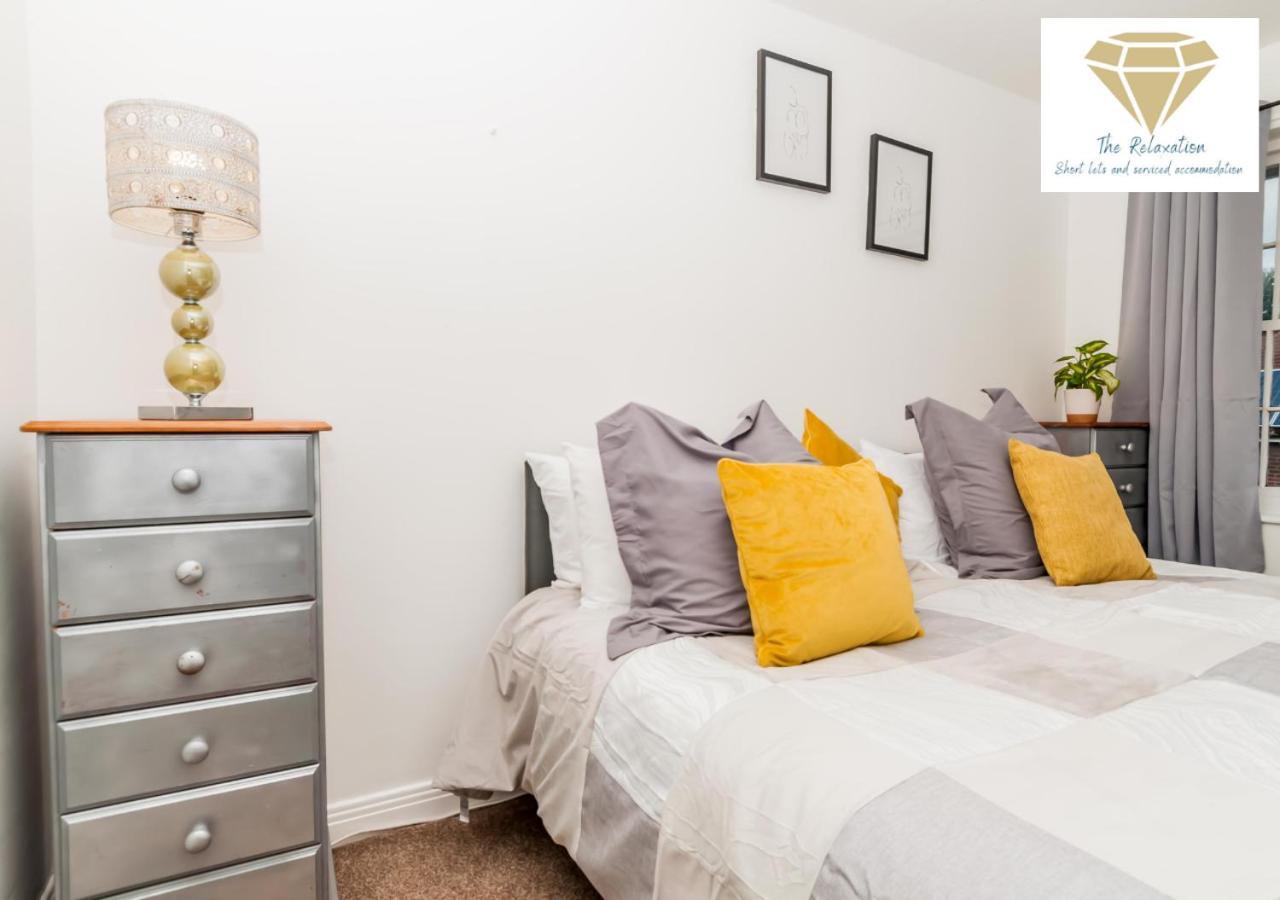 2 Bed Apartment-5 Guests - Business-Relocation-Parking - The Brighton Short Stay & Serviced Apartments Exterior foto